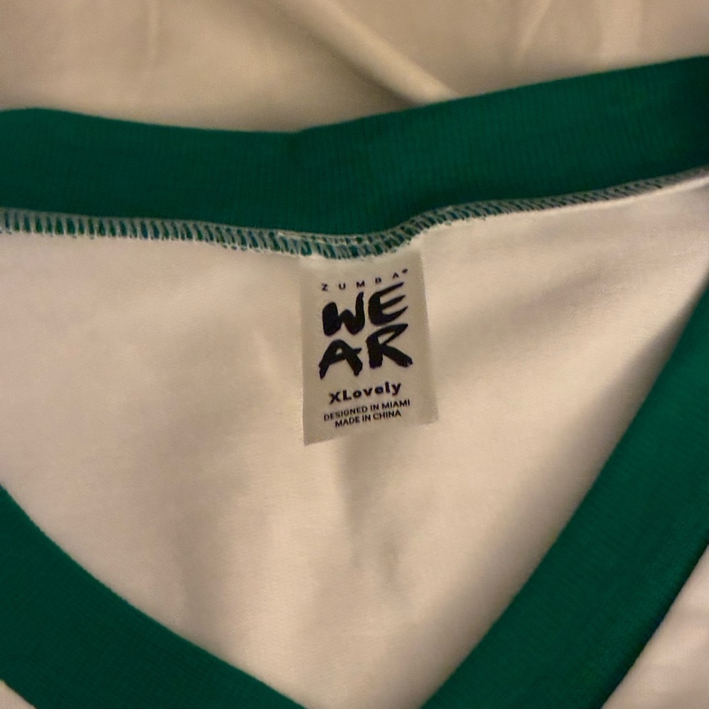 ZUMBA PREP SWEATSHIRT VEST - NWT - Picture 8 of 10
